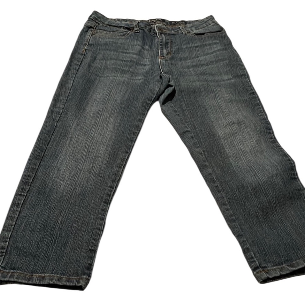 Salt Work NYC size 8 cropped jeans mid-rise stretch  run large like new